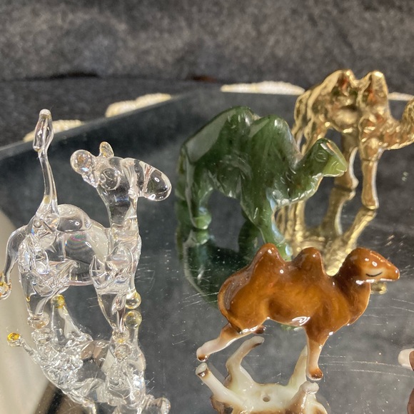 Mini/  intricate Camel collection - Picture 3 of 4